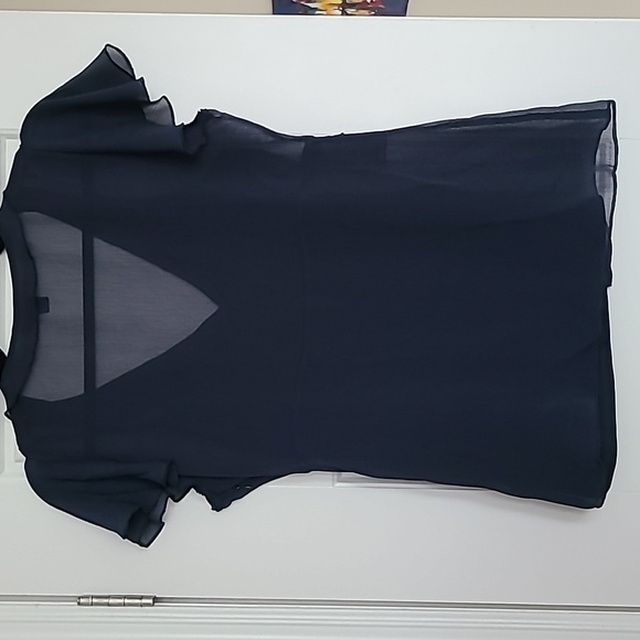 Banana Republic cap sleeve blouse - Picture 3 of 4